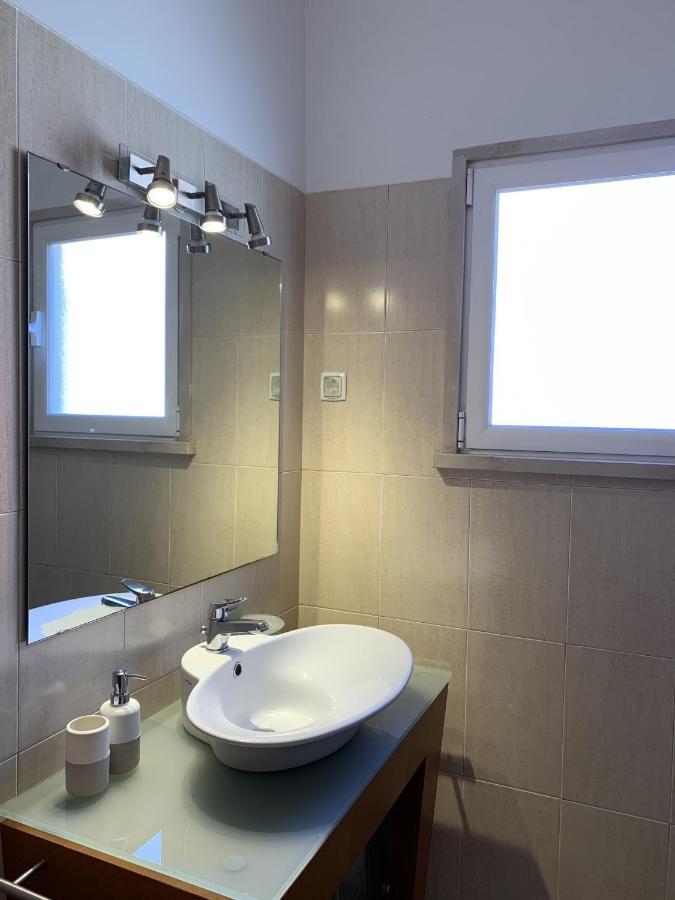 Duplex Apartment With Terrace In Cascais Downtown المظهر الخارجي الصورة