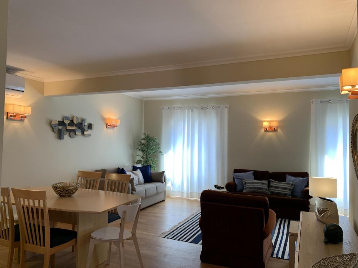 Duplex Apartment With Terrace In Cascais Downtown المظهر الخارجي الصورة