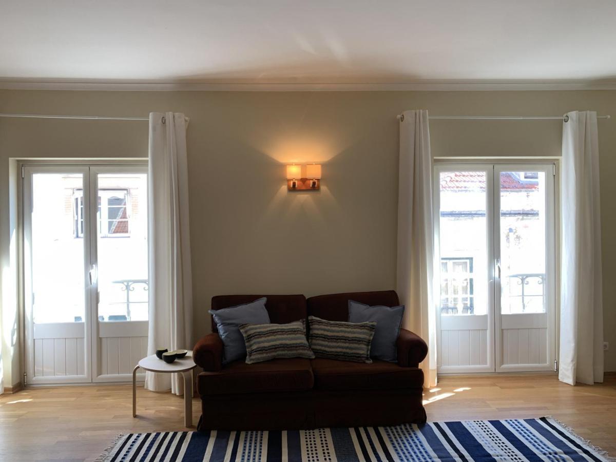 Duplex Apartment With Terrace In Cascais Downtown المظهر الخارجي الصورة